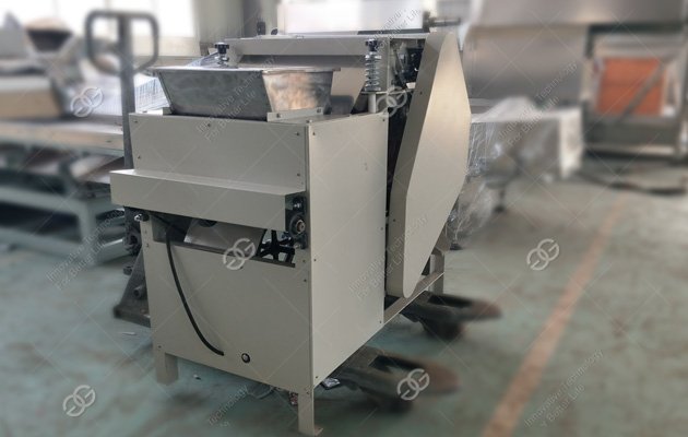 Peanut Peeling Machine